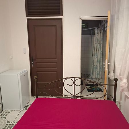 法兰西堡 Le Bon Calalou旅舍 外观 照片